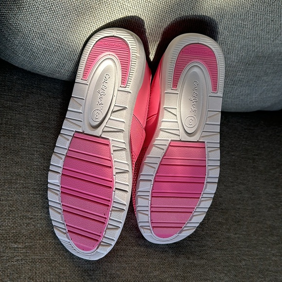 NWOT Cat & Jack, Size 3, Girls Shoes - Picture 5 of 5